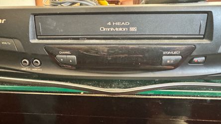 Quasar 4 Head VHS player