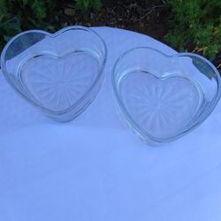 2 BRAND NEW HEART SHAPE GLASS BOWLS 