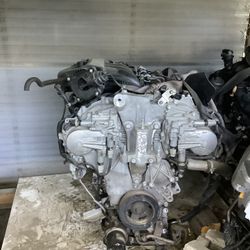 2013-2014 Nissan Pathfinder 3.5 Engine