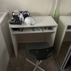 White ikea desk w/chair