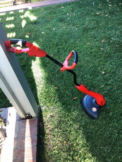 Black & Decker  Grass Hog 14 inch string trimmer