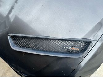 Lexus is300 front grill 01-05