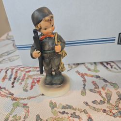 Hummel Collectible Chimney Sweep