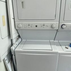 Kenmore Stackable 120v Gas Washer Dryer Super Large Capacity In Excellent Condition 