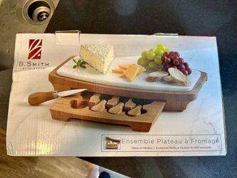 NEW B. Smith Cheese Board With Knives 