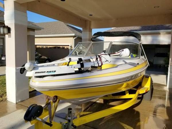 2003 TRACKER MARINE TAHOE Q3 SKI AND FISHING BOAT