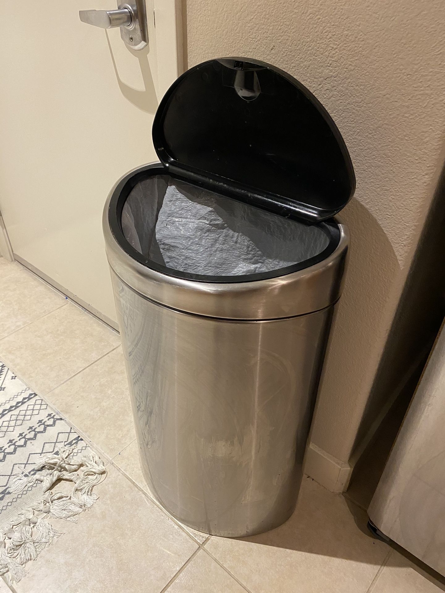 Kitchen Trash Can