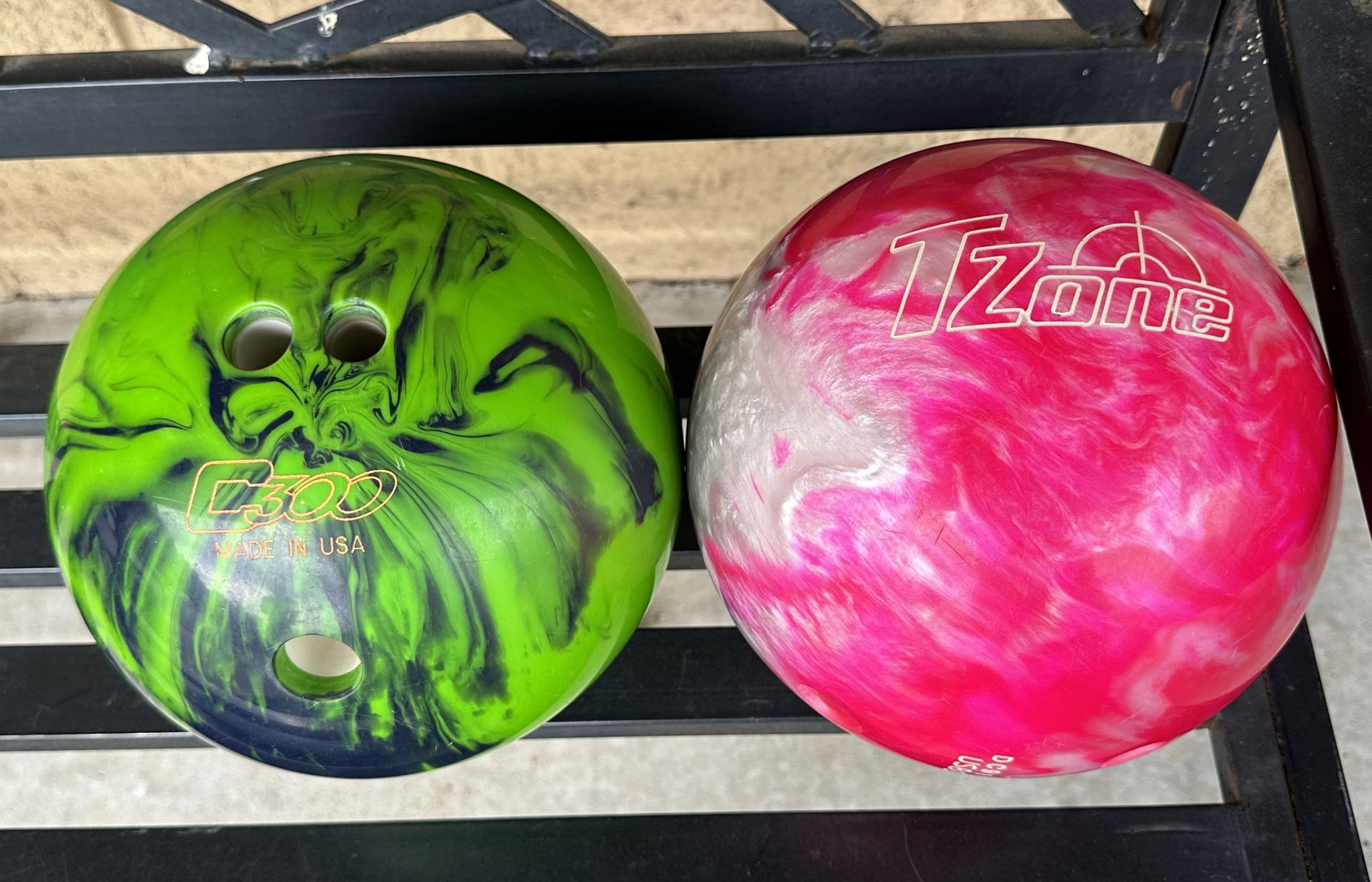 Columbia 300 And Tzone Bowling Balls With Bag