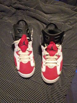 Retro 6 carmine jordans size 9