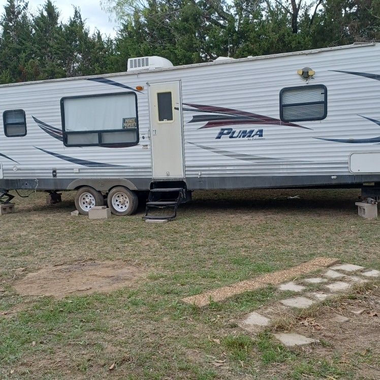 2009 Palomino Puma 33 Ft RV for Sale in San Antonio, TX - OfferUp