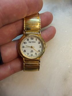 sergio valente  women's watch