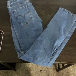 Levi’s High Rise Straight Jeans
