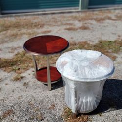 3 Matching Tables. 2 End Tables (2) & a Coffee Table MAKE OFFER