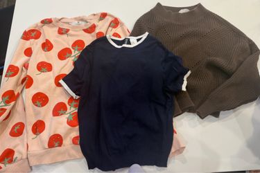 H&M Navy Short Sleeve Tee with White Trim and 2 Sweaters, size 8-10