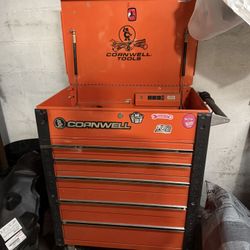 Cornwell tool box orange, W wheels and power used 5 drawer