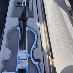 Electric Violin With Accessories And 10g Fender 