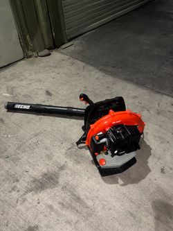 216 MPH 517 CFM 58.2cc Gas 2-Stroke Backpack Leaf Blower with Tube Throttle