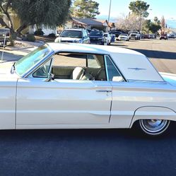 1966 Ford Thunderbird W/428-Q 