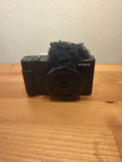Sony ZV-1F Vlogging Point and Shoot Camera