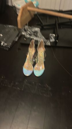 Ladies shoes