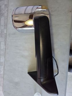 4th Gen RAM truck OEM chrome tow mirrors (pair)