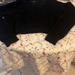 Girls Sweater $3.00