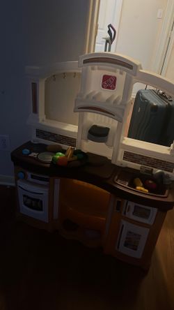 Step 2 kitchen play set