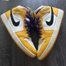Lakers Jordan 1 Mid Size 11