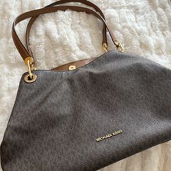 Michael Kors Authentic Purse 