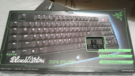 Razor Black Widow Gaming Keyboard. Hardly used new condition. Box included.