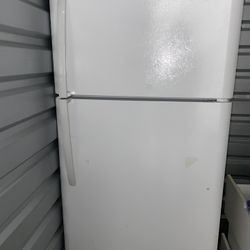 Frigidaire Fridge
