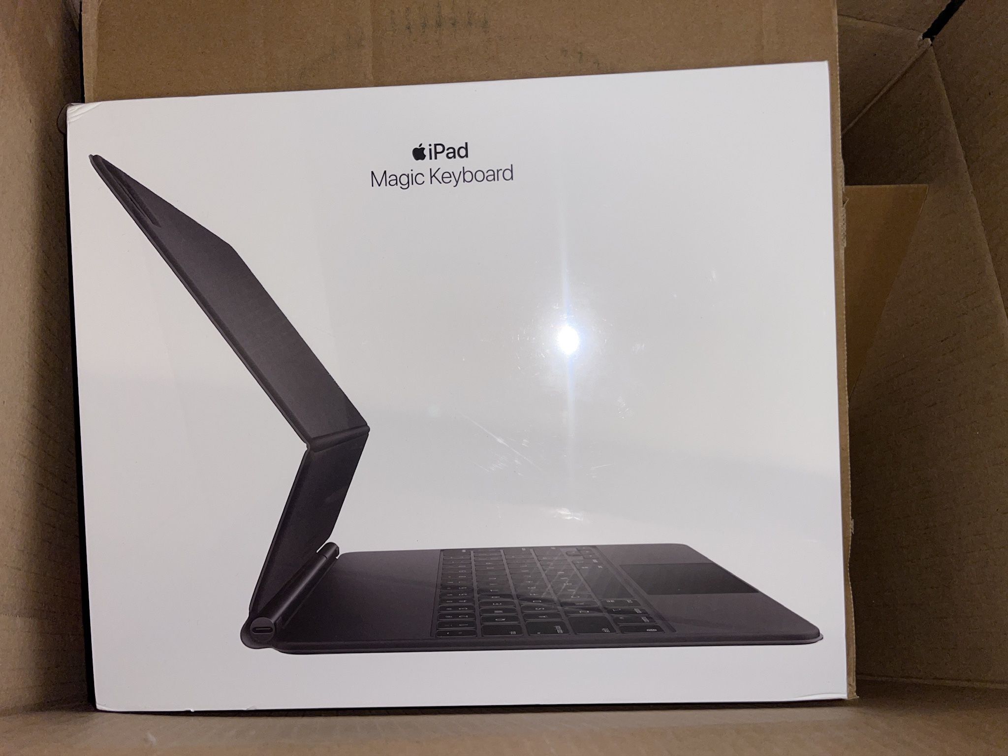 Apple Magic Keyboard For iPad Pro 13” M2 BRAND NEW SEALED