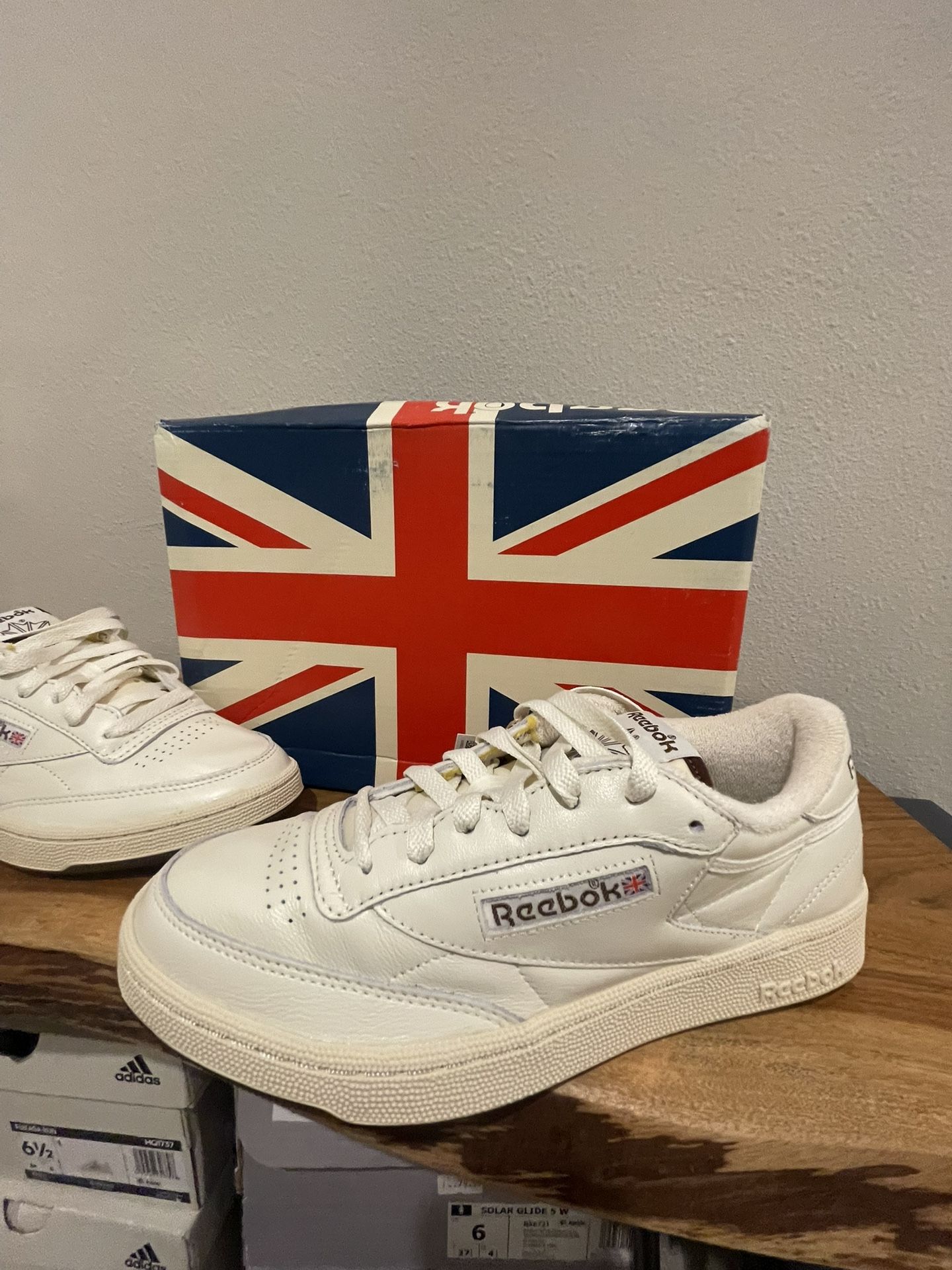 Reebok Classic Vintage 1985 Mens Size 8-9-10 New In Box