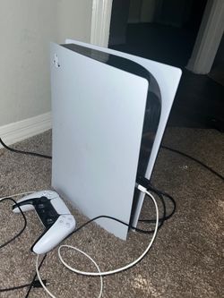 Sony PlayStation 5 Console in White  Including: 
2 Control's 
2 Game GTA V And FiFA 2024 And 2 More