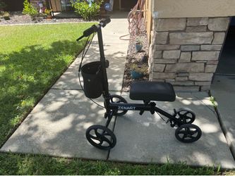 Black Knee Scooter