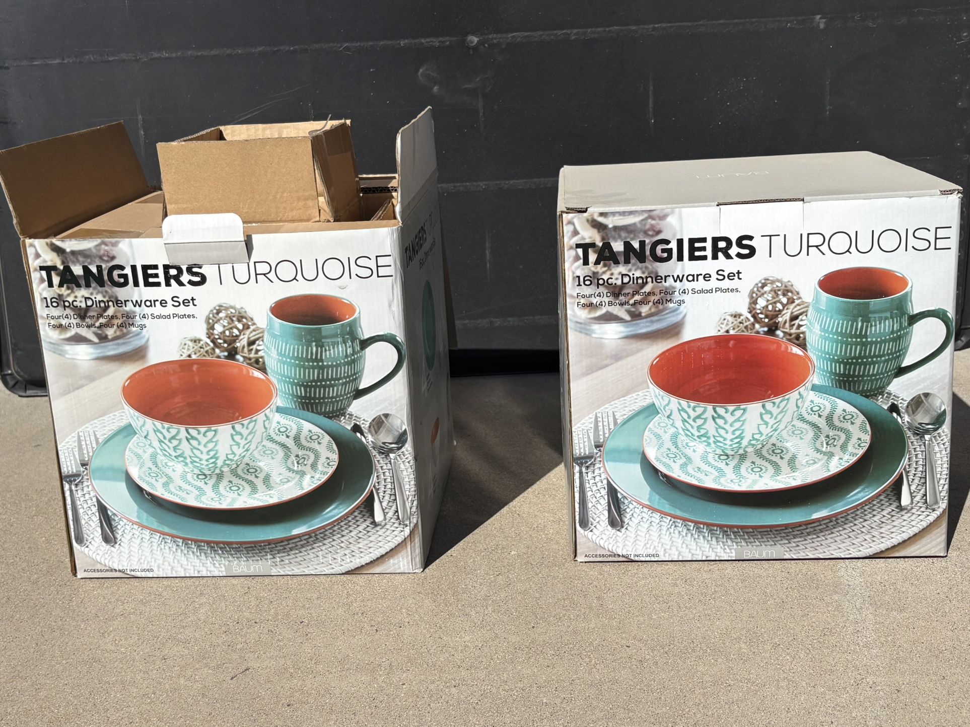 2 Baum Tangiers 16-Piece Dinnerware Set