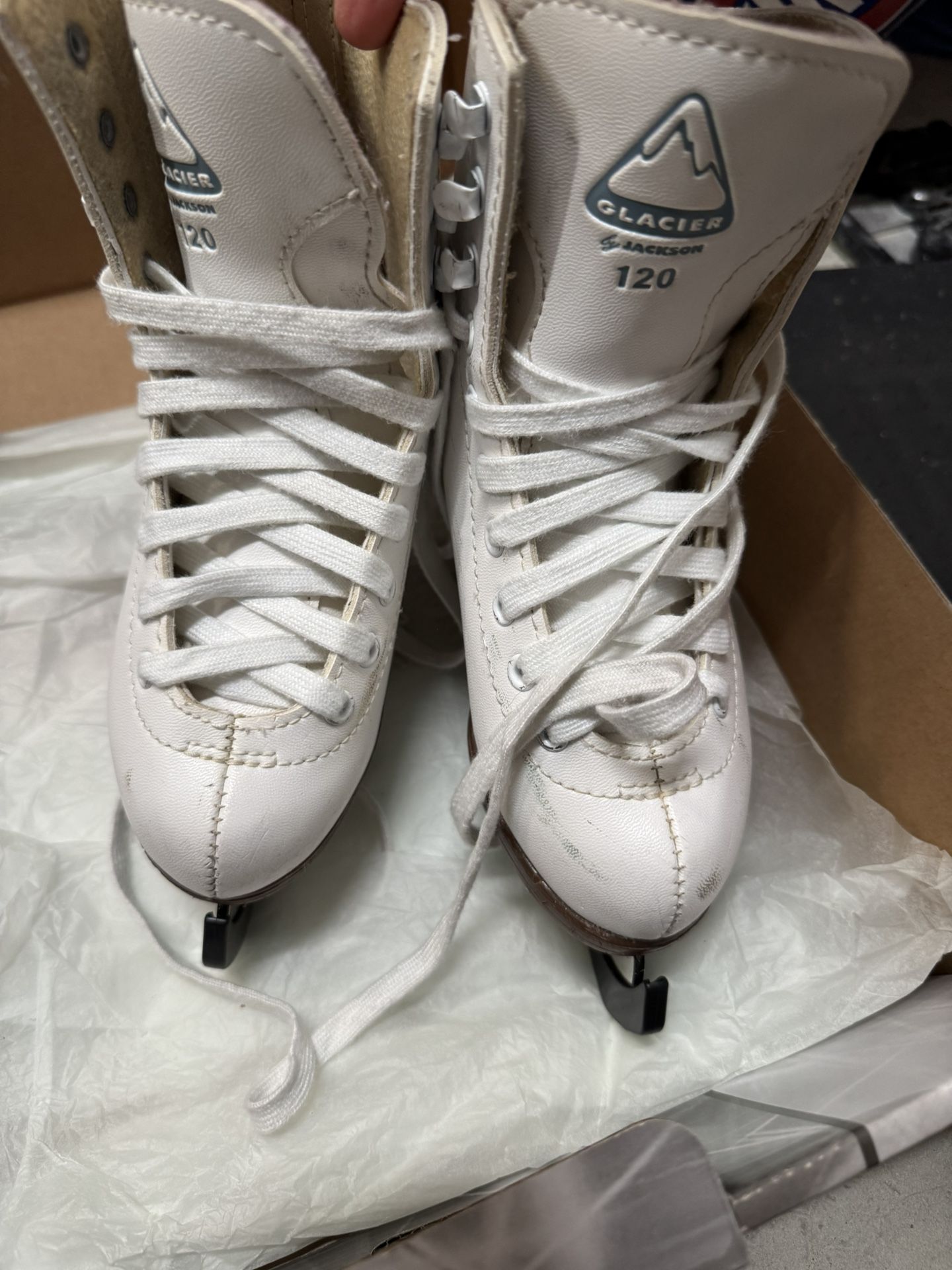 Kids Ice Skating Shoes,size 13
