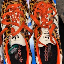 Adidas Samba Women’s Sz 9.5