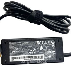 Iphone and Samsung Andriod NEW phone charger. UCB-C.