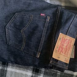 New Levi 501s 36X32