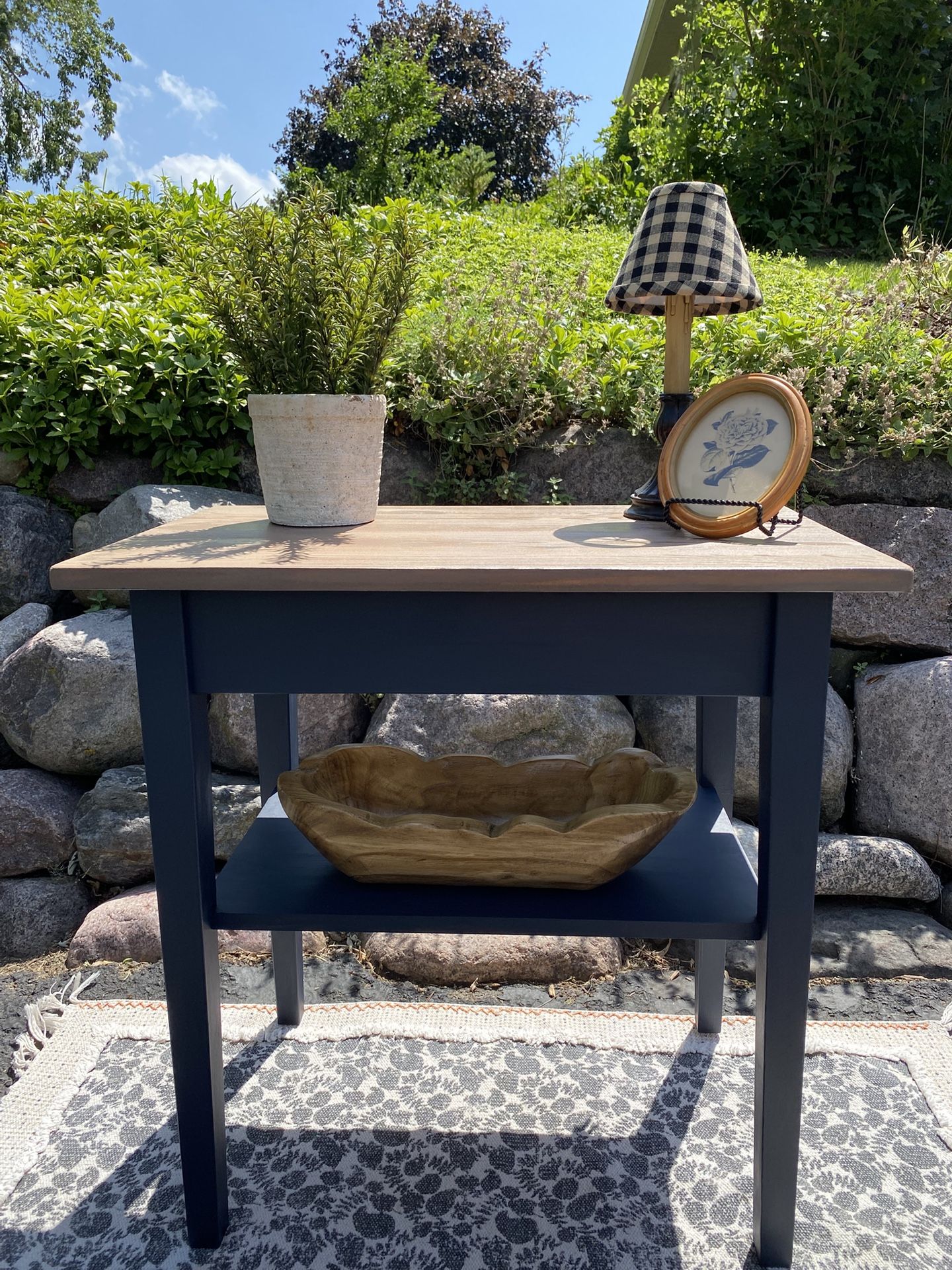 Solid Wood Navy Blue End Table/Nightstand