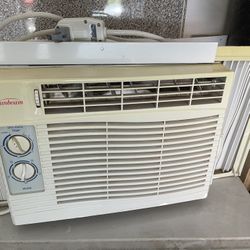 Windows Unit Air conditioning 