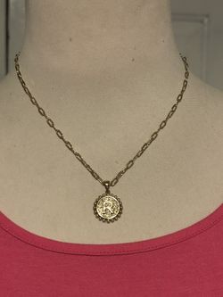 Gold Tone R Initial Reversable Heart Pendant Necklace