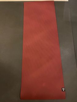 Manduka Yoga Mat and Carrying Case - Excellent Condition