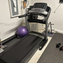 NordicTrack 1750 Treadmill