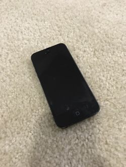 iPhone 5 iCloud lock $40 good for parts
