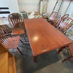 Dining Table And 6 Chairs