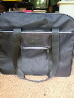 Small pet carrier