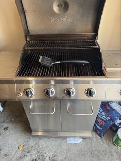 Like New Stainless Nexxgrill