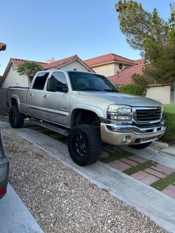 2005 GMC Sierra 2500
